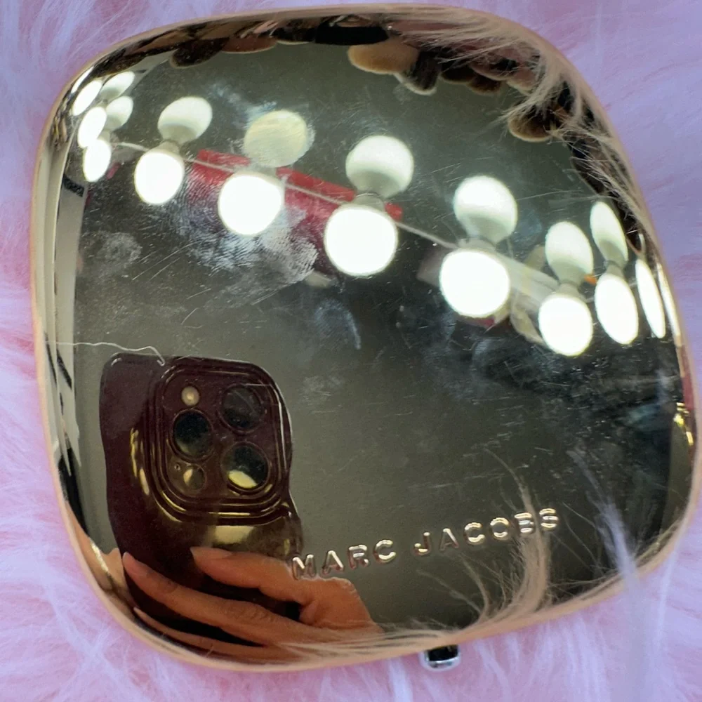 Marc Jacobs Highlighter